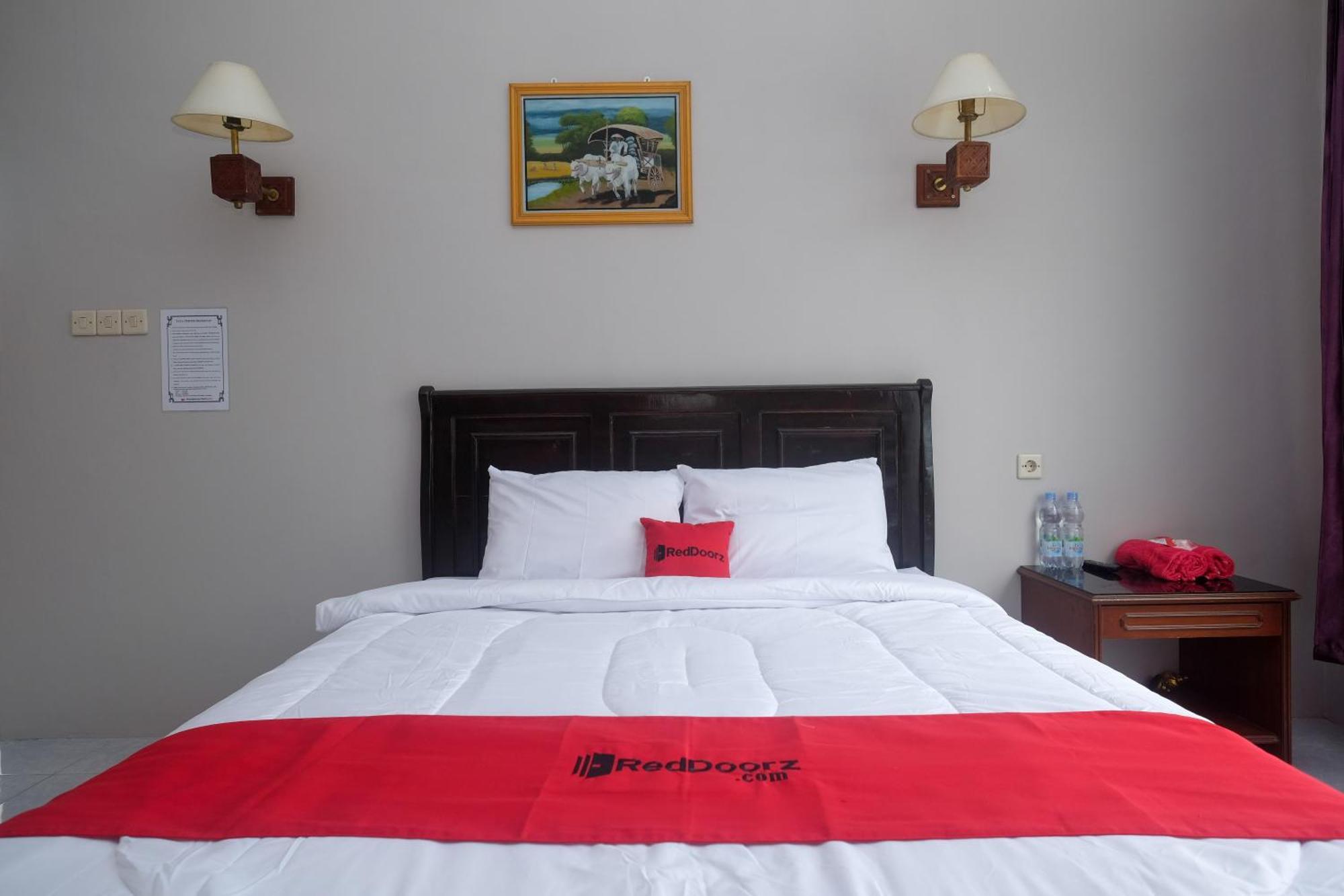 Reddoorz At Jalan Dieng 3 Wonosobo Exterior foto